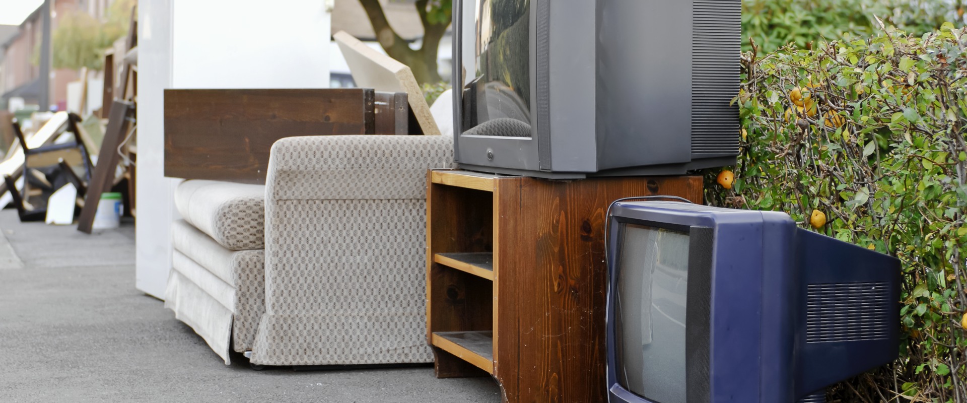 The Ultimate Guide to Recycling Large Items in Lansing, Michigan